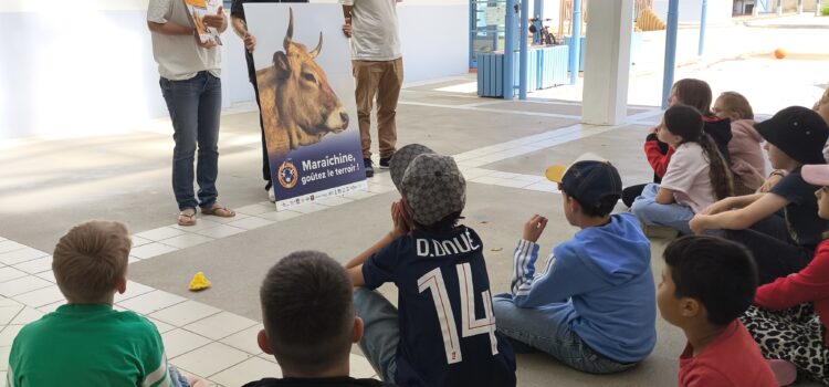 Des enfants sur le polder, des éleveurs à la cantine… Des enfants sur le polder, des éleveurs à la cantine…